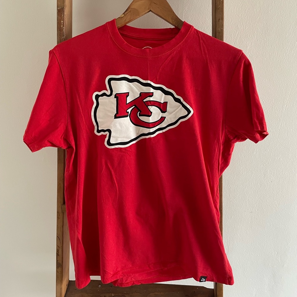 KC Chiefs 47 brand t-shirt size small